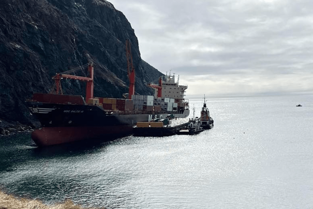 Rozpoczęto operację odpompowywania paliwa z MSC Baltic III / Portal Stoczniowy