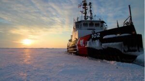 US Coast Guard szuka partnerów do budowy lodołamaczy Arctic Security Cutter / Portal Stoczniowy