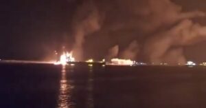 Uwięzione jednostki w Ras Isa – napięcia w kontrolowanym przez Huti porcie / Portal Stoczniowy