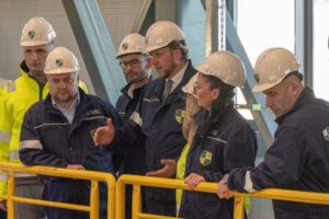 Delegacja w PGZ Stoczni Wojennej: sygnał zaufania i gotowości / Portal Stoczniowy