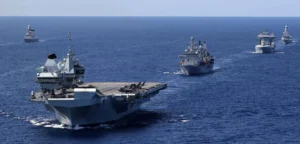 Grupa uderzeniowa HMS Prince of Wales na wodach Morza Czerwonego / Portal Stoczniowy