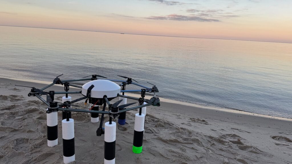 SHAD – powietrzno-wodny dron z Gdyni, który może ratować życie / Portal Stoczniowy