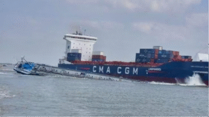 Kolizja kontenerowca z barką paliwową na rzece Scheldt / Portal Stoczniowy