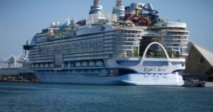 Tragedia na pokładzie wycieczkowca Icon of the Seas / Portal Stoczniowy