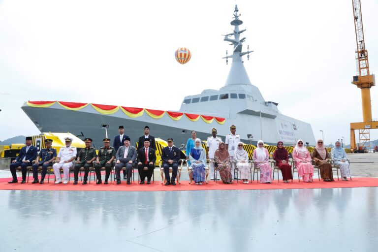 Wodowanie fregaty "Raja Muda Nala" dla Marynarki Wojennej Malezji / Portal Stoczniowy
