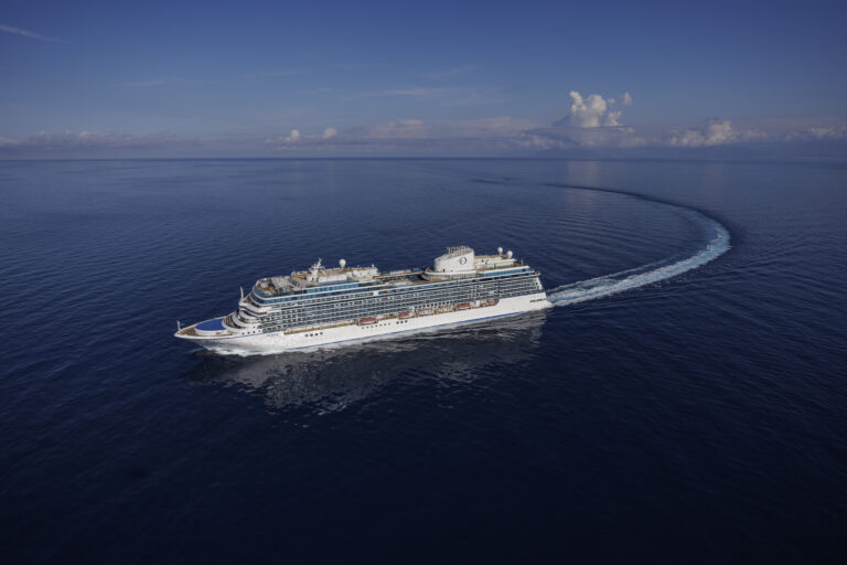 Fincantieri przekazała wycieczkowiec armatorowi Oceania Cruises / Portal Stoczniowy