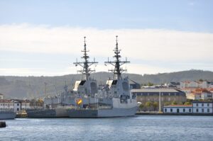 SPY-7 i SCOMBA połączone. Fregaty F-110 wchodzą w etap prób / Portal Stoczniowy