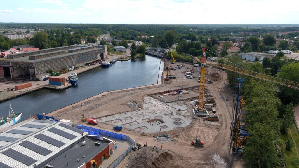 Budowa bazy PGE Baltica w Ustce wkroczyła w kolejną fazę / Portal Stoczniowy