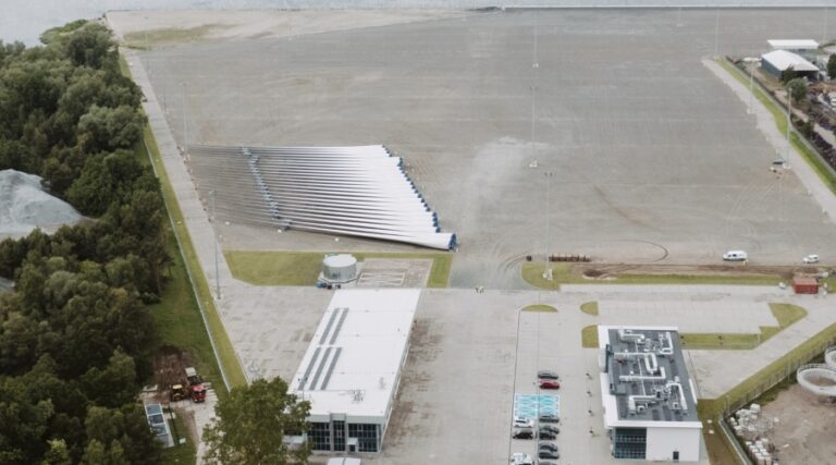 ORLEN Neptun rozwija terminal w Świnoujściu. Smulders dołącza do grona partnerów / Portal Stoczniowy