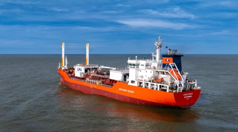 Nowe otwarcie dla Econowind. Japoński armator wspiera rozwój systemu VentoFoil / Portal Stoczniowy