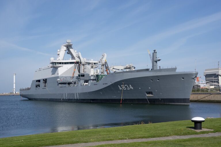 Nowy zaopatrzeniowiec Den Helder w służbie Koninklijke Marine / Portal Stoczniowy