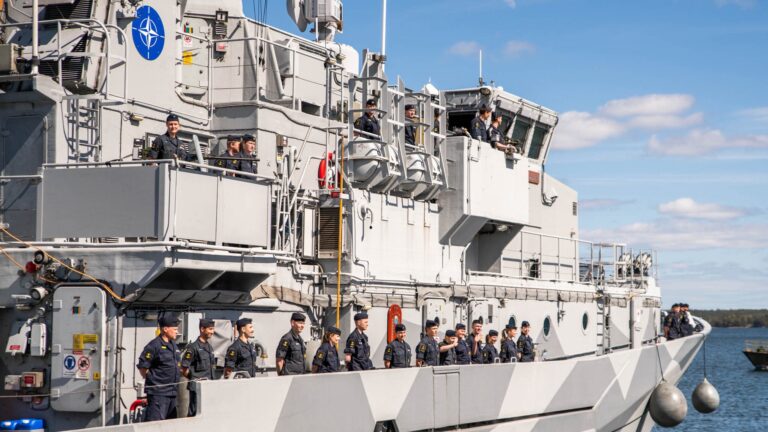 Bałtyk pod osłoną NATO. Szwecja dołącza do działań morskich / Portal Stoczniowy