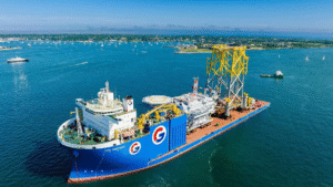 GPO Amethyst: gigant, który znika pod wodą, by unieść tysiące ton stali / Portal Stoczniowy