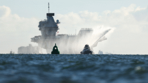 Powrót brytyjskiej grupy lotniskowcowej HMS Prince of Wales / Portal Stoczniowy