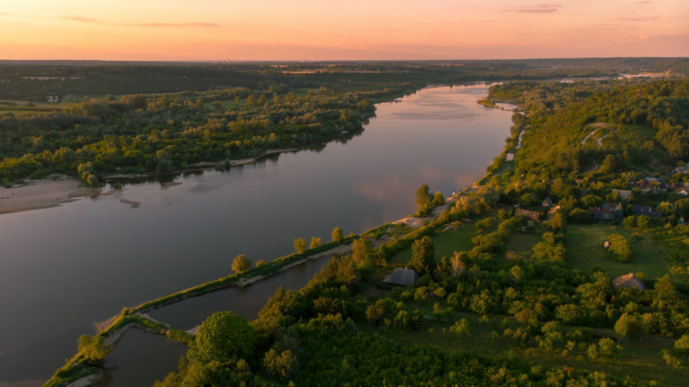Granty dla Wisły. Nowy program Fundacji ORLEN dla Pomorza / Portal Stoczniowy