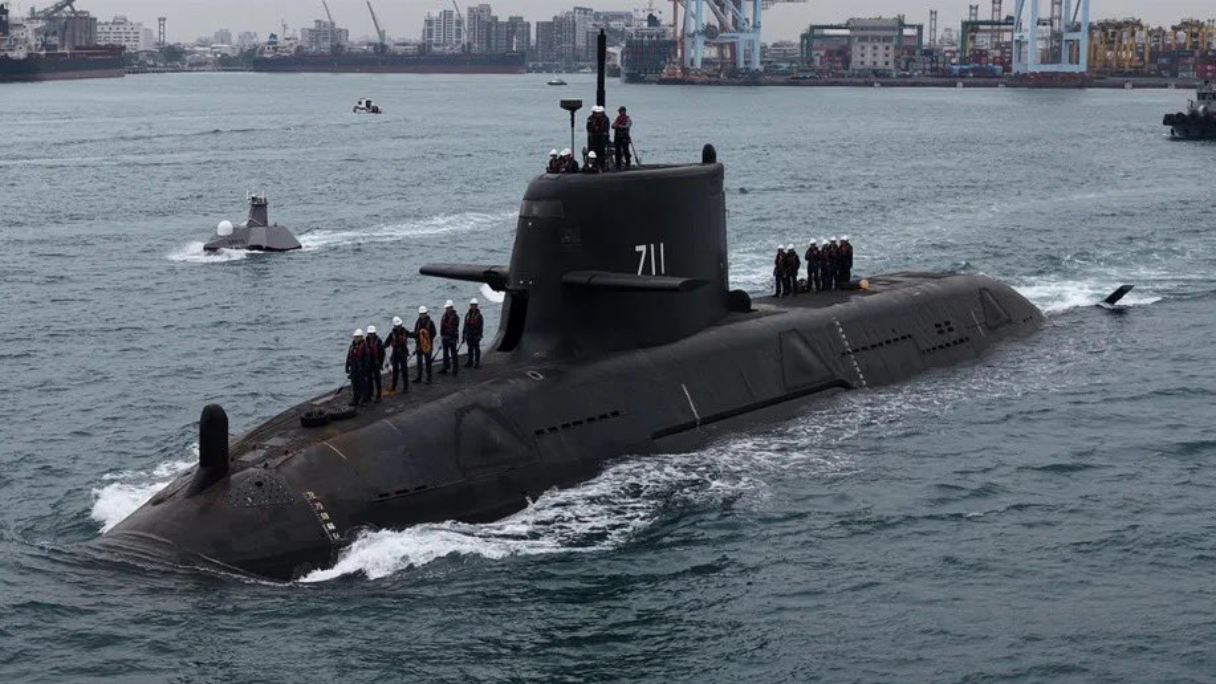 Tajwański okręt podwodny z kolejnymi poważnymi problemami