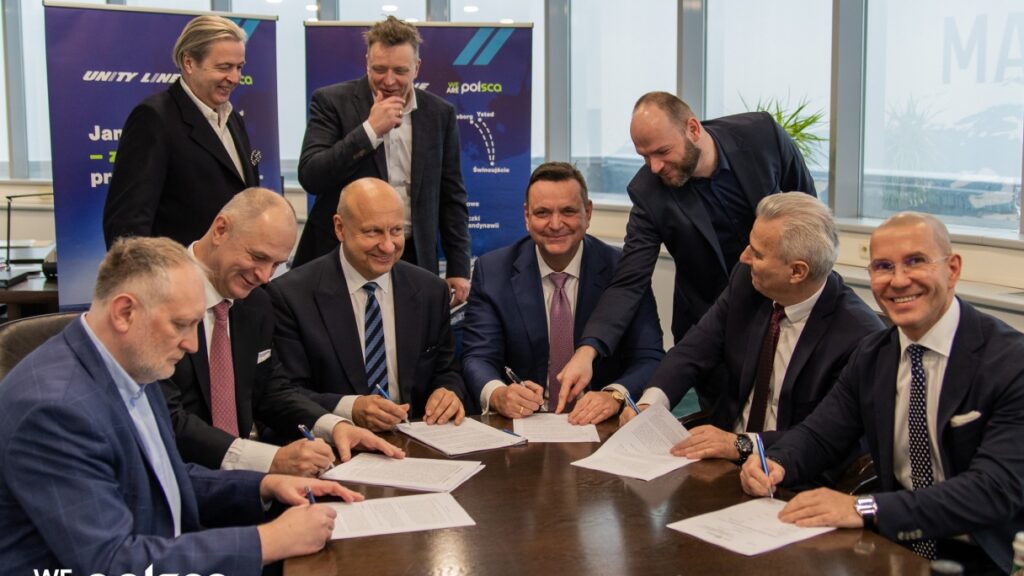 Polsca formalnie domknięta. Trzej armatorzy z podpisaną umową / Portal Stoczniowy