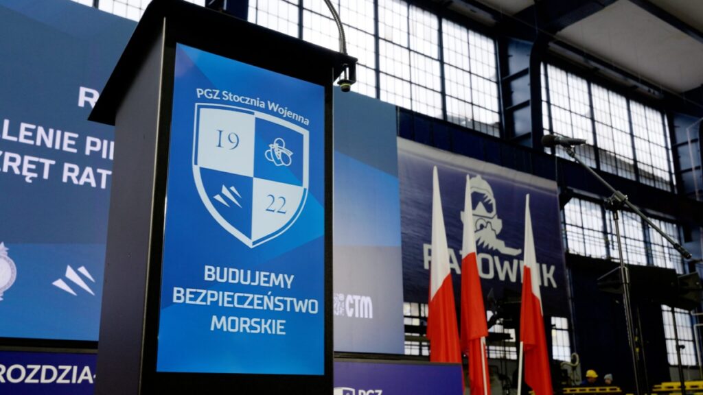 PGZ Stocznia Wojenna w 2025 roku: czas decyzji, inwestycji i produkcji / Portal Stoczniowy