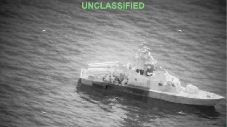 Uderzenie USA na irańskie okręty na cieśninie Ormuz – co wydarzyło się na morzu / Portal Stoczniowy